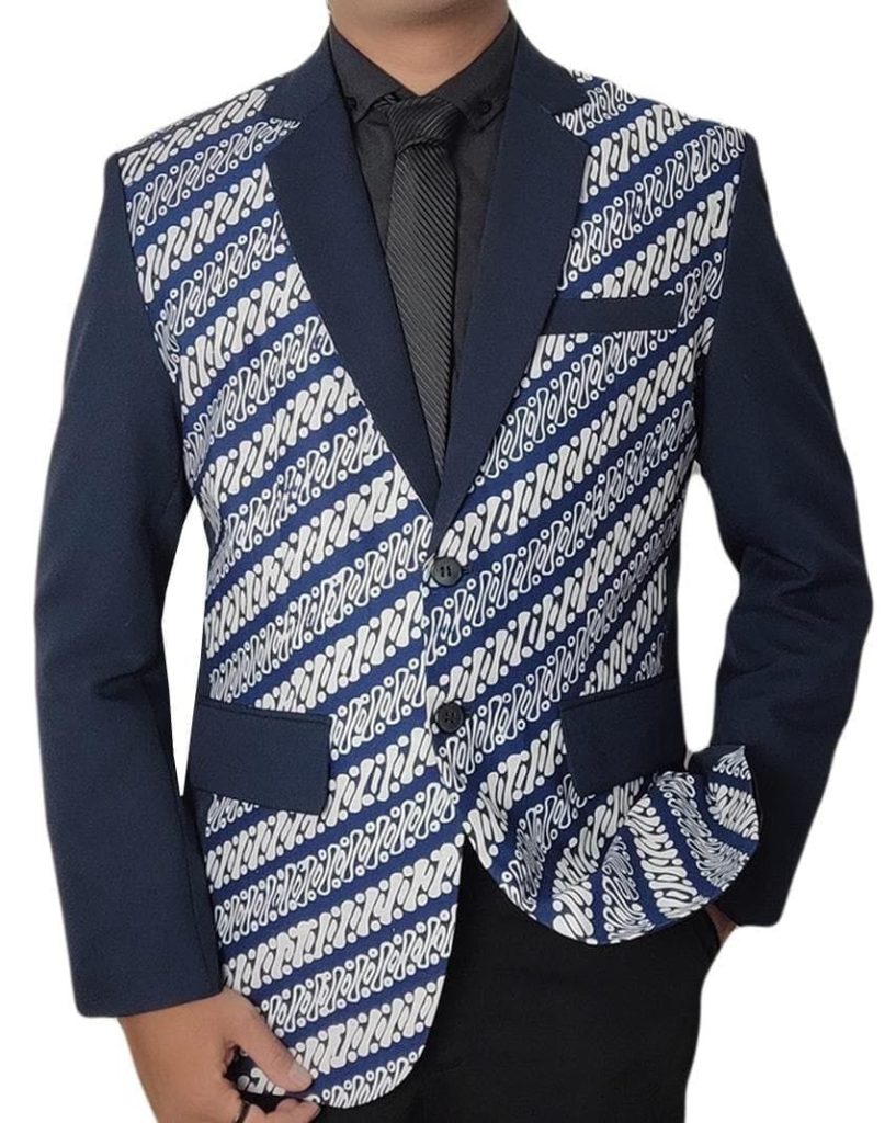 Blazer Batik Parang Tulang